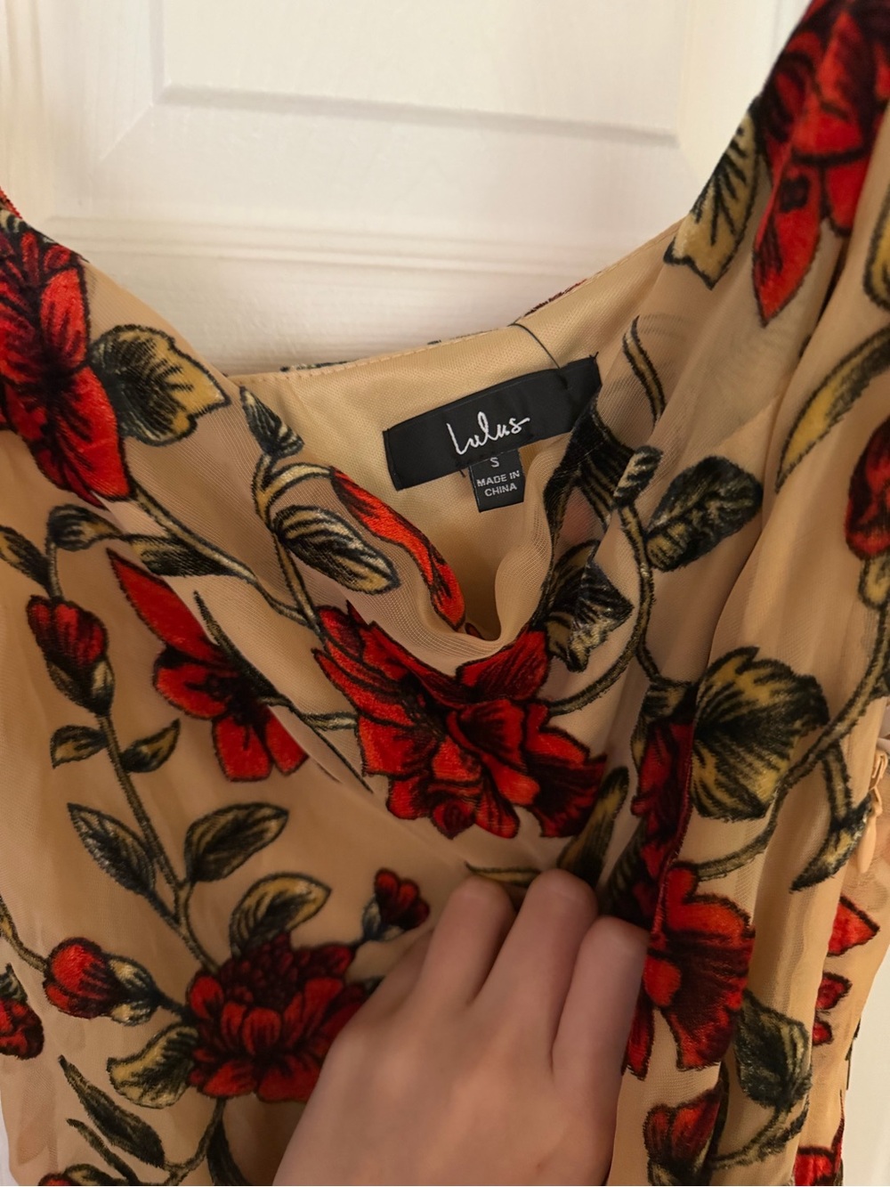 Lulu's Cream Maxi Dress with Red Rose Print - Picture 3 of 4